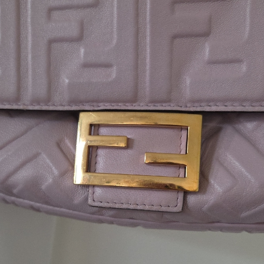 Fendi Lavender Baguette Shoulder Bag - Picture 2 of 14